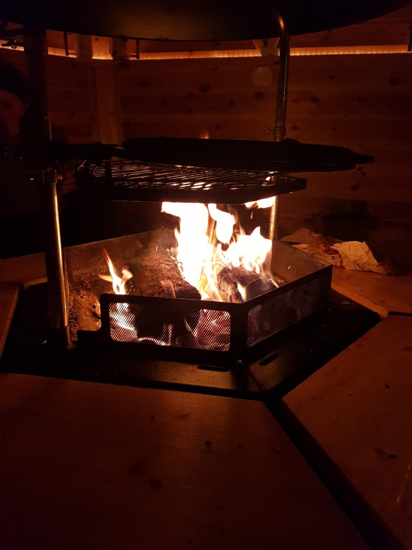 Feuer in der Grillkota